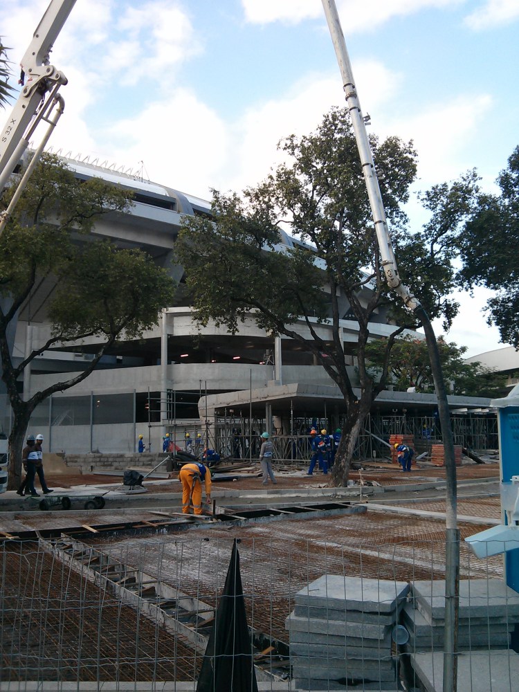 Pictures of Maracana reopening June 2013